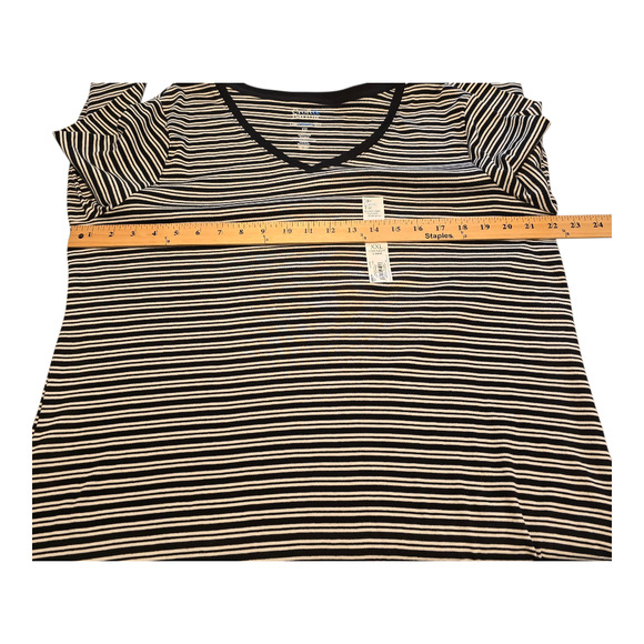 Croft & Barrow Womens The Classic Tee Size XXL Black/White Stripe V-Neck NWT - Picture 9 of 11